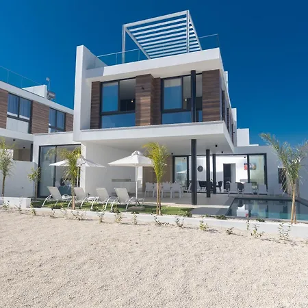 Villa Aqua Pearl *